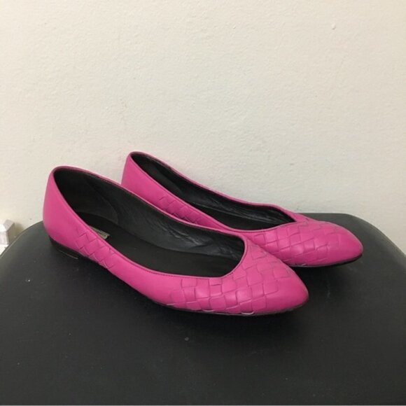 Bottega Veneta Barbie Pink Leather Pointed Toe Flats - Picture 2 of 10
